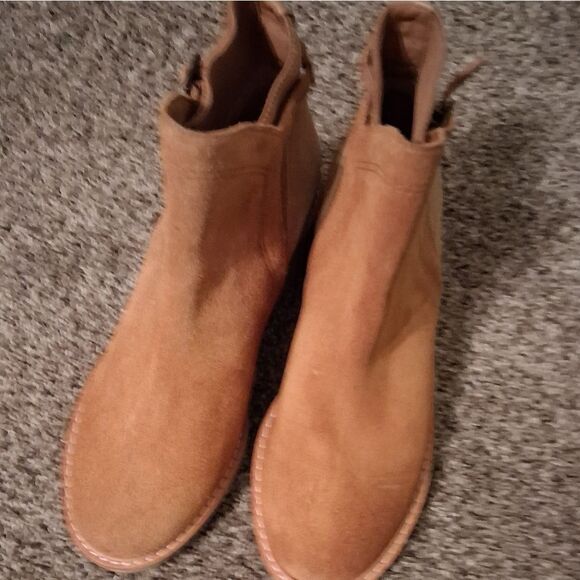 Gianni Bini Tan Ankle Boots Size 8.5 - Picture 4 of 6